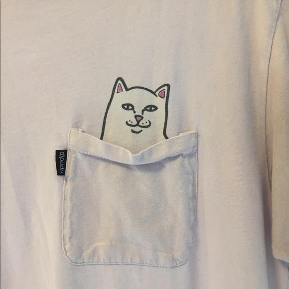 Light pink Ripndip tee shirt with cat pocket. - Picture 2 of 7